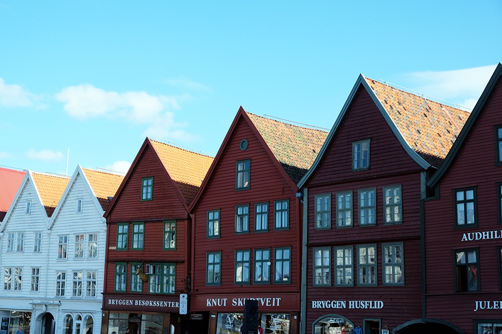 self guided walking tour bergen norway