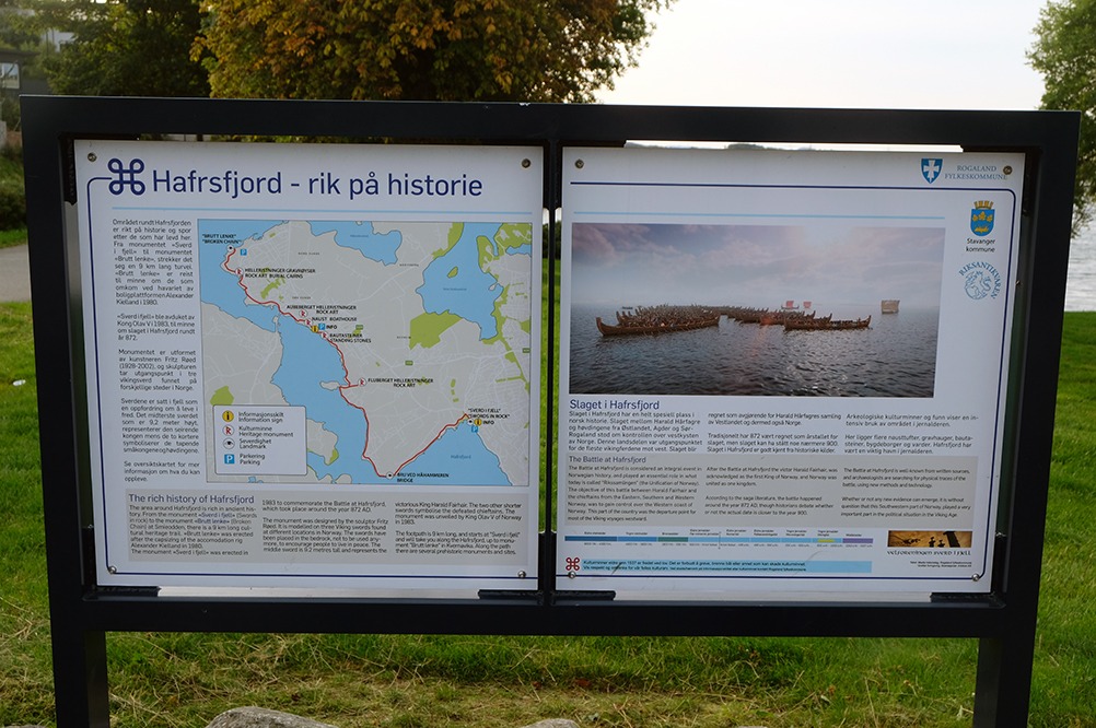 Sverd i Fjell / Swords in the Rock in Stavanger
